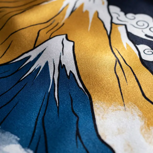 Oriental-Mountain-Mural Commercial-Space Gold-Blue-Contrast - Detail Silk Print 1